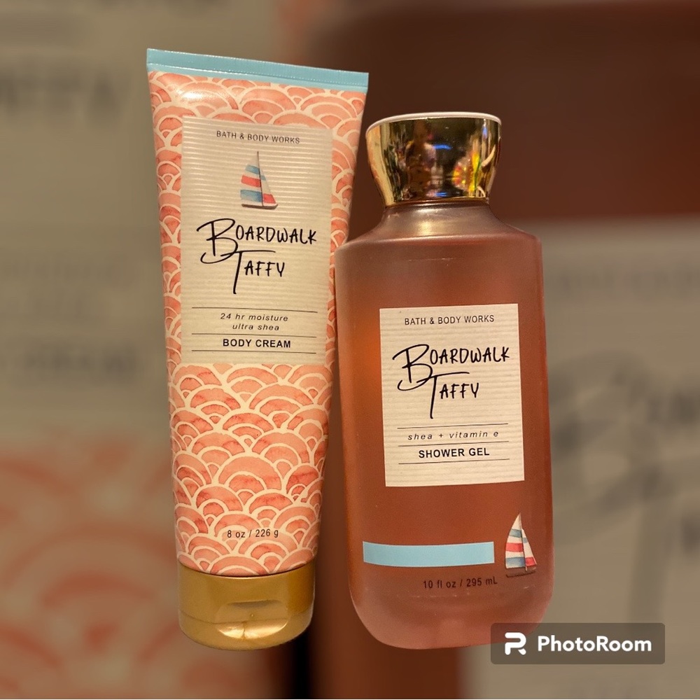 BOARDWALK TAFFY 2 PC SET SHOWER GEL & BODY CREAM VERY RARE